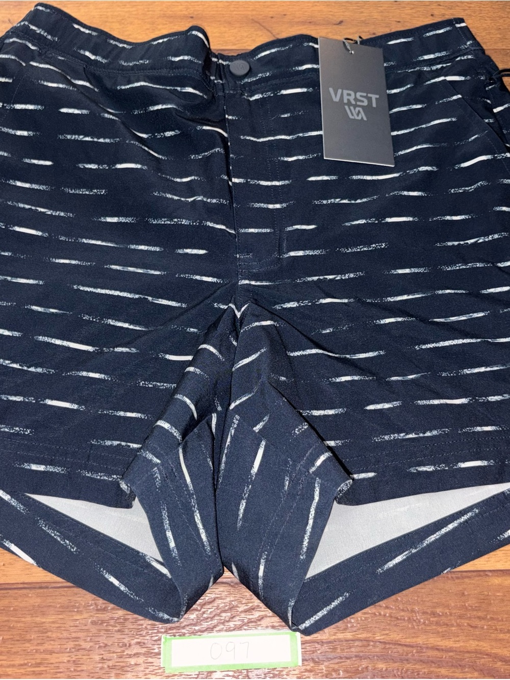 VRST Men’s 5” Slim Fit Hybrid Resort Shorts (NWT)